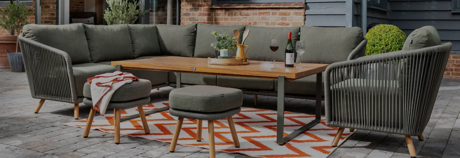 Comfort, style and sunshine for your garden this season ☀️