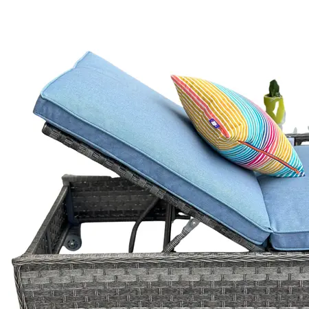 Amalfi Sunlounger with Side Table - image 4