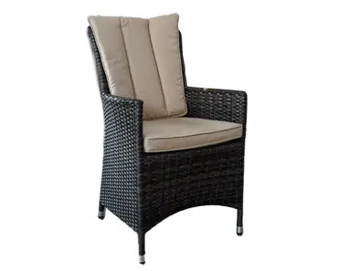 LA  4 Seat Square Dining Set with Parasol - image 2