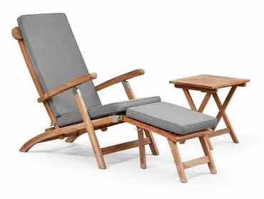 Richmond Streamer Chair with Coffee Table